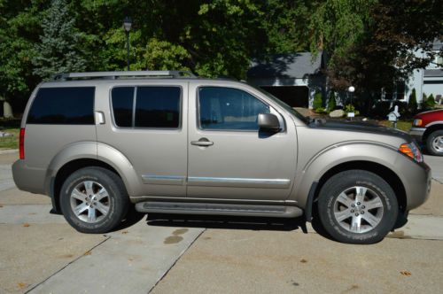 2008 nissan pathfinder le off-road sport utility 4-door 4.0l