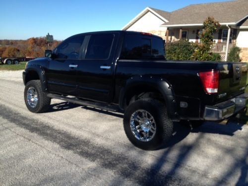 Nissan Titan Truck Black 6" Lift 35" Tires over $8,000 in options 4x4, image 16