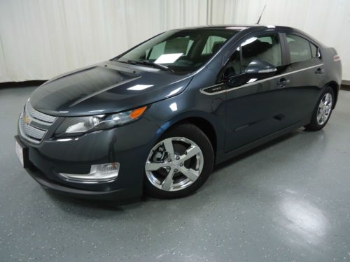 2013 chevrolet volt base hatchback 4-door 1.4l