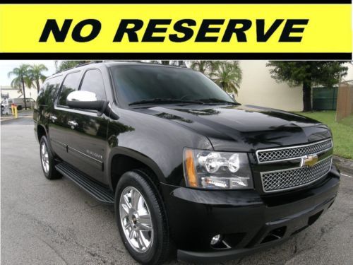 2011 chevrolet suburban  lt,black on black limo,see video,factory warranty,