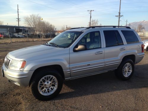 4x4 v8 leather heated seats sunroof ltd new tires low wholesale reserve