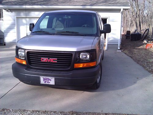 2003 gmc savana very nice well taken care of.  eight passenger. 1/2 ton