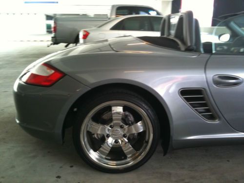2005 porsche boxster with $4000 19&#034; aluminum wheels + extra oem s wheels &amp; tires