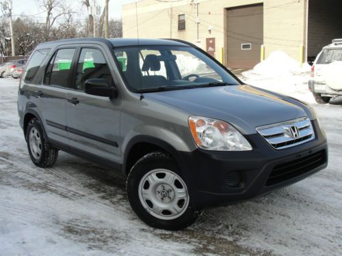2005 honda cr-v lx sport utility 4-door 2.4l awd 4x4 gas-saver