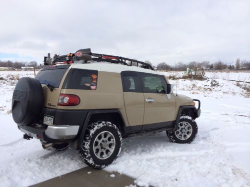 2012 toyota fj cruiser base sport utility 4-door 4.0l