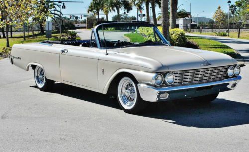 Simply gorgeous 1962 ford galaxie 500 xl convertible,p.s,p.b 352 restored sweet