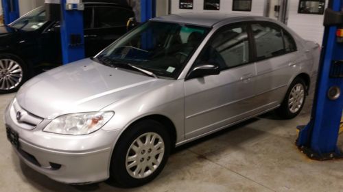 2005 honda civic lx sedan 4-door 1.7l