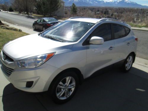 2011 hyundai tucson gls sport utility 4-door 2.4l