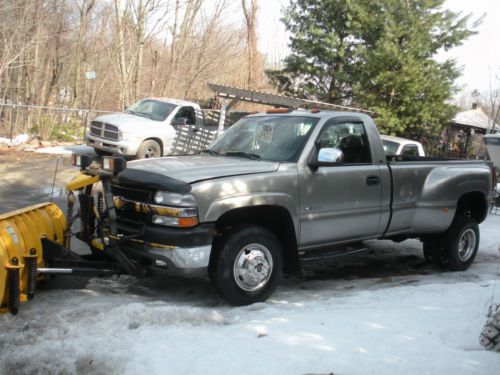 2002 chevrolet silverado 3500 ls standard cab pickup 2-door 8.1l