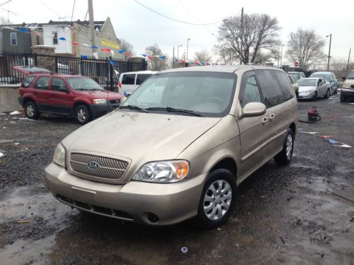 2004 kia sedona lx 3rd row