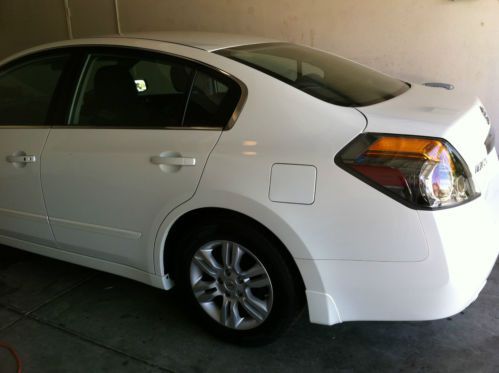 2010 nissan altima s sedan 4-door 2.5l
