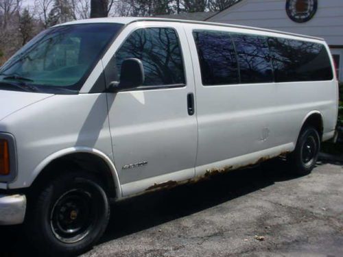 1999  chevrolet 3500  express extended  body van  for  parts  or  repair  only