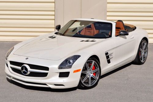 2012 mercedes-benz sls amg designo roadster! 4k miles! fresh service! $228 msrp!