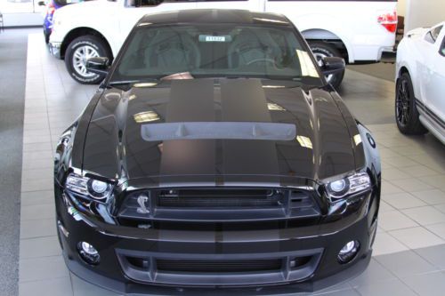 Mustang shelby gt500 coupe black  recaro svt trac package long island ny