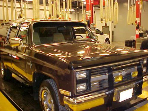 Restored 1986 chevrolet c10 suburban custom sport utility 4-door 5.7l