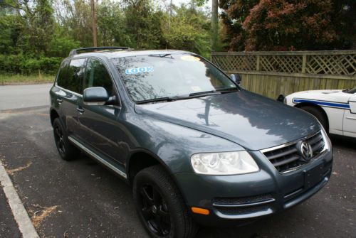 2004 volkswagen touareg v6  3.2l one owner for 12 years!!! no reserve