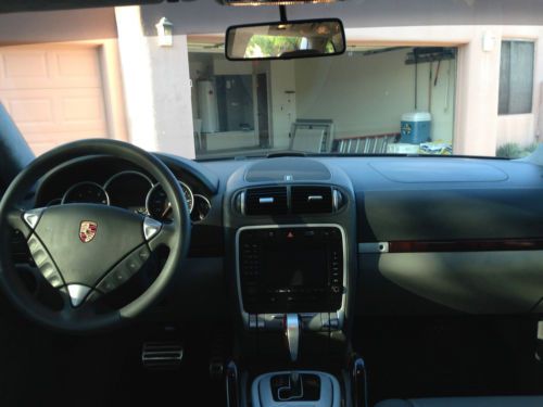 2006 Porsche Cayenne Turbo S Sport Utility 4-Door 4.5L, image 6