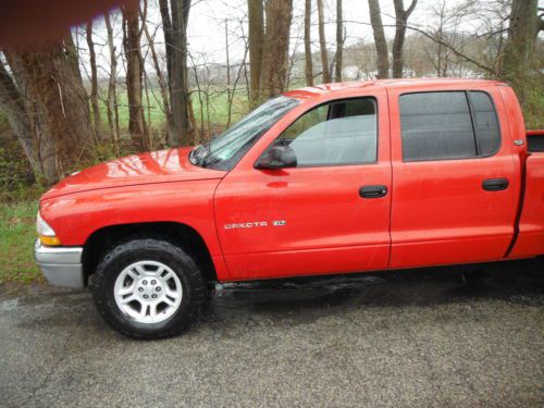 2001 dodge dakota 4 door quad cab with ice cold airconditioning 3.9 liter 6 cyl