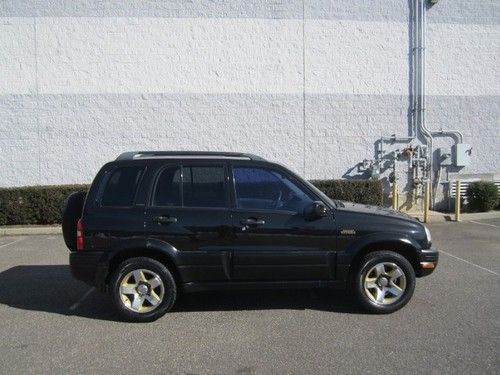 2000 suzuki grand vitara 4dr limited  4wd leather