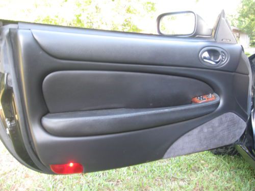 2002 Jaguar XK8 Base Convertible 2-Door 4.0L, image 7
