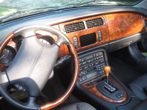 2002 Jaguar XK8 Base Convertible 2-Door 4.0L, image 14