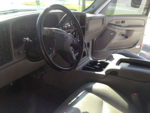 2006 Chevrolet Silverado 2500 HD LT Crew Cab Pickup 4-Door 6.6L / Train horns!, US $26,500.00, image 2