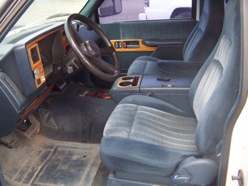 1994 Chevrolet C3500 Silverado Extended Cab Pickup 2-Door 6.5L ' NO RESERVE', image 2