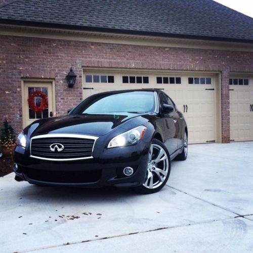 Infiniti m37s