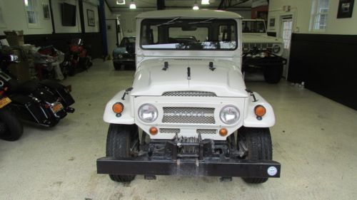 1969 toyota land cruiser fj40