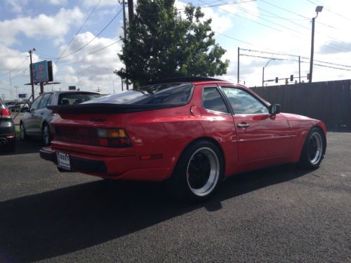 1986 Porsche 944 Turbo, image 3