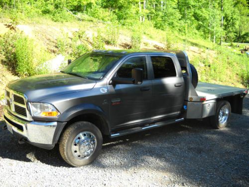 2012 dodge ram 4500 9&#039; flatbed 22000 miles still under warranty crew cab 4x4