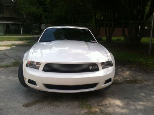 2011 ford mustang base coupe 2-door 3.7l