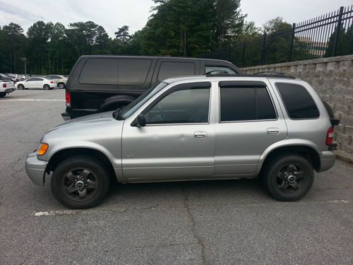 2002 kia sportage base sport utility 4-door 2.0l