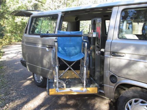 1989 volkswagen vanagon gl standard passenger van 3-door 2.1l