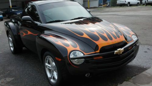 2003 chevrolet ssr base convertible 2-door 5.3l