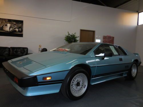 Beautiful showroom condition very low mileage 1983 lotus esprit turbo, very rare