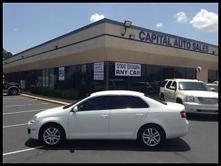 2010 volkswagen jetta sedan alloy wheels tachometer traction control