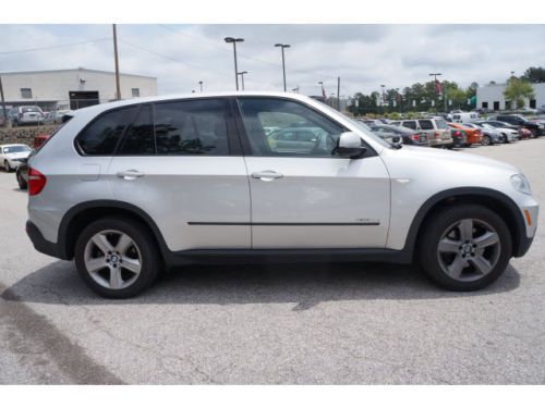 3.0L Diesel AWD, Navigation, Sunroof, Memory seating, heated seats, Bluetooth, image 6