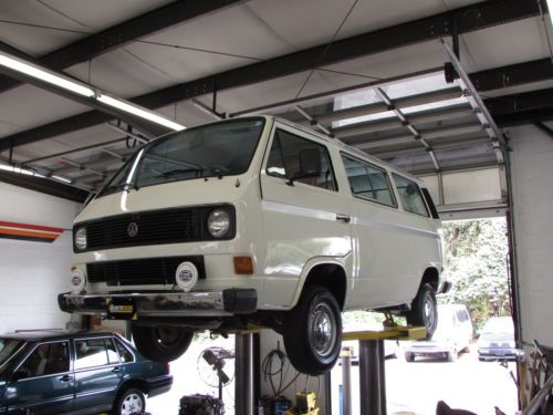 base/commercial model with bench seat, image 51