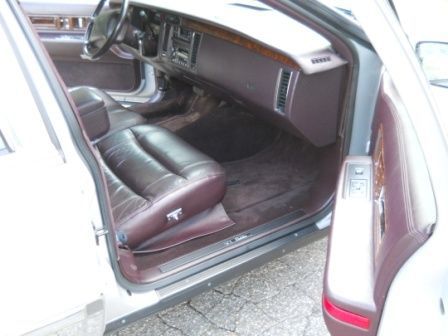 1996 Cadillac Fleetwood Brougham Hearse  5.7L, image 10