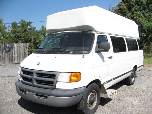 2003 dodge  3500 ram van wheelchair lift 1 owner clean in new tires no reserve