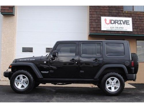 Unlimited rubicon 4x4 6 speed navigation freedom hard top sat radio!
