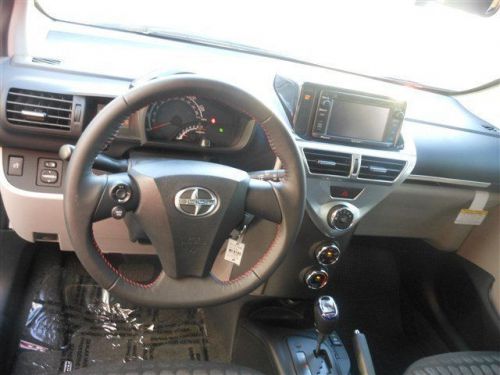 2014 scion iq 10 series