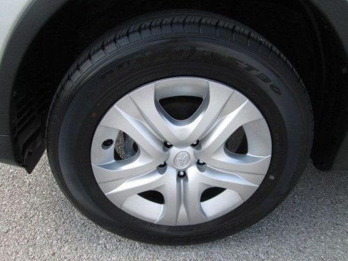 2013 toyota rav4 le