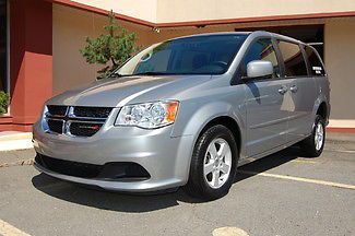 2013 model dodge grand caravan handicap accessible wheelchair van!..unit 2985t