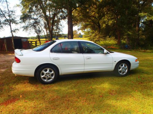 1999 oldsmobile intrigue gls sedan 4-door 3.5l