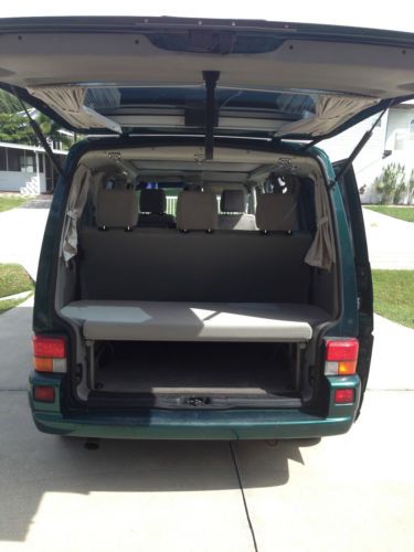 2003 Volkswagen EuroVan Passenger Van 3-Door & Rear Lift Door, image 4