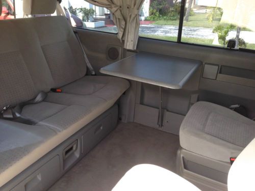 2003 Volkswagen EuroVan Passenger Van 3-Door & Rear Lift Door, image 10