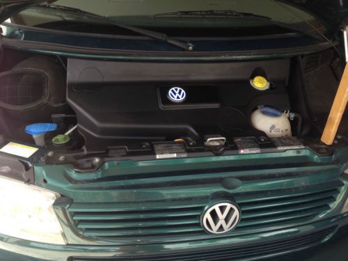 2003 Volkswagen EuroVan Passenger Van 3-Door & Rear Lift Door, image 13