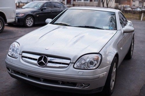 1998 mercedes-benz slk230 kompressor convertible 2-door 2.3l